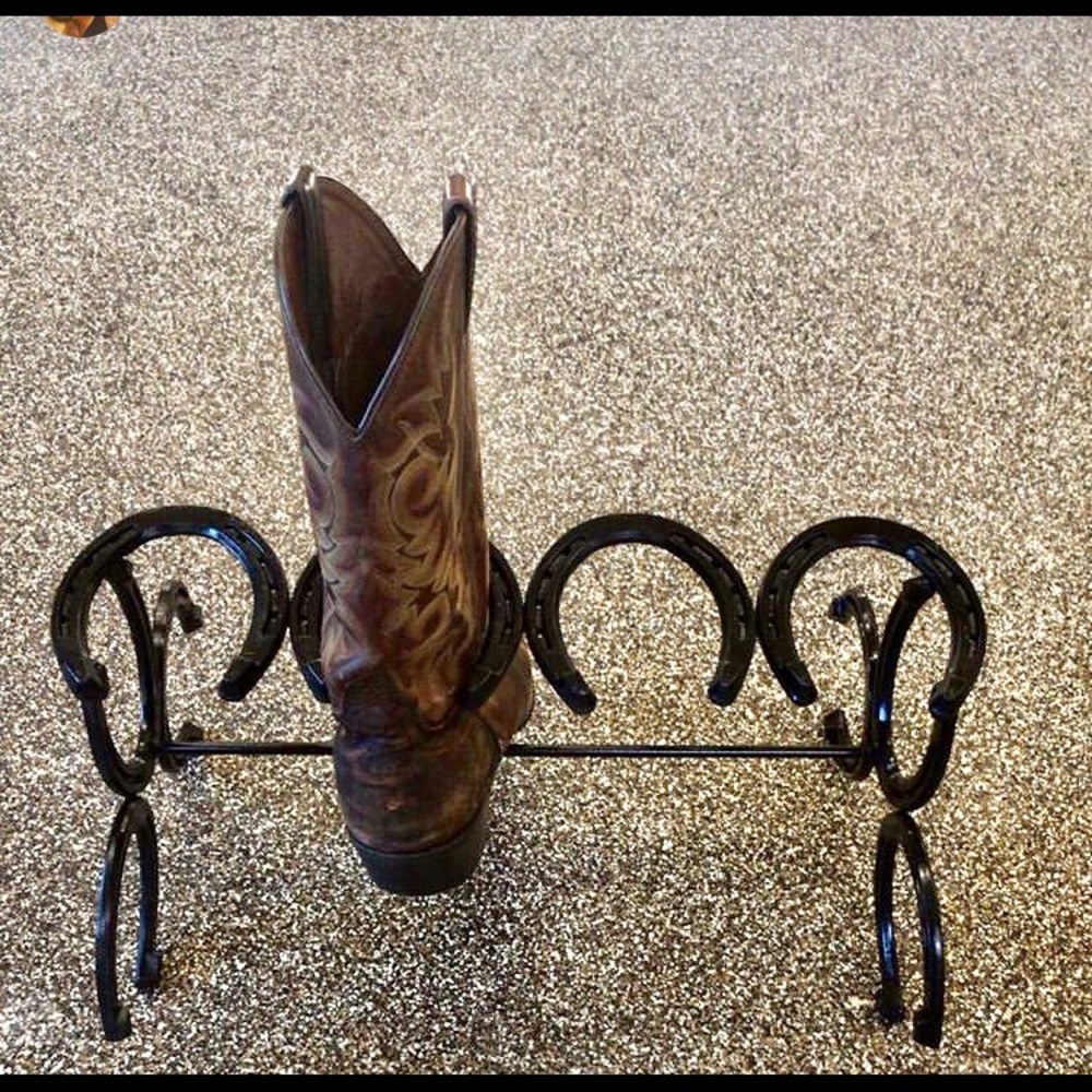 Cowboy boot rack